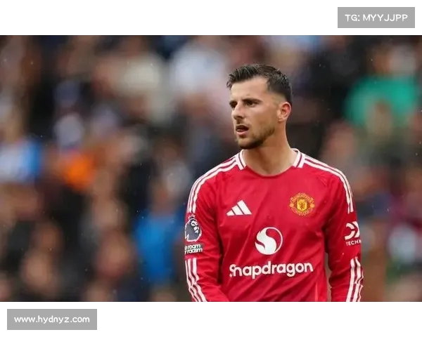 曼晚评分:芒特8分领衔,姆伯莫首秀获7分,乌加特梅努仅得5分 曼晚评分:芒特8分领衔,姆伯莫首秀获7分,乌加特梅努仅得5分